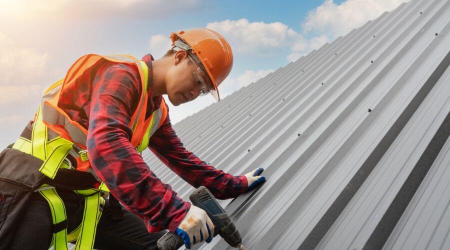 Professional gutter cleaning in Anderson, IN